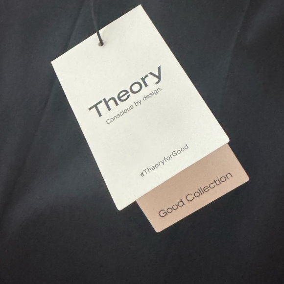 NWT: Theory Pintucked Slim Pant in Stretch Cotton. Size 4. Nocturne Navy. - Picture 9 of 11